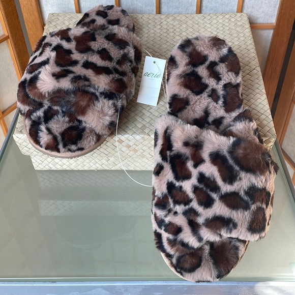 Aerie Cheetah Fur Slides size 7 NWT - Picture 4 of 9